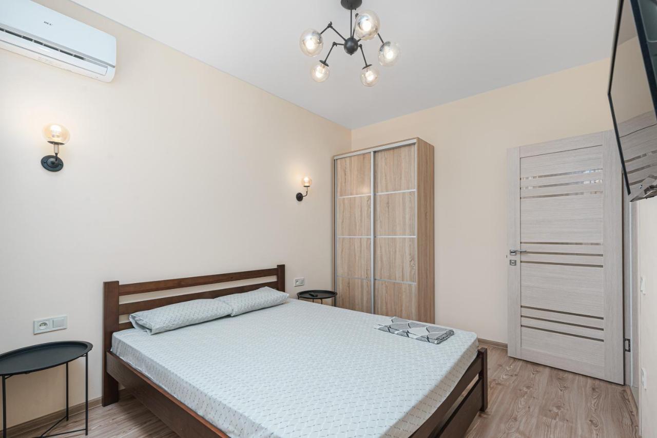 20 Deribasivska 2 Bedrooms Apartment Odessa Extérieur photo