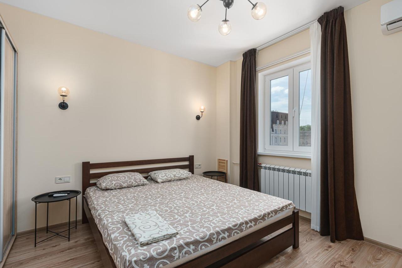 20 Deribasivska 2 Bedrooms Apartment Odessa Extérieur photo